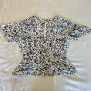 Flowy, Keyhole Shirt with Design